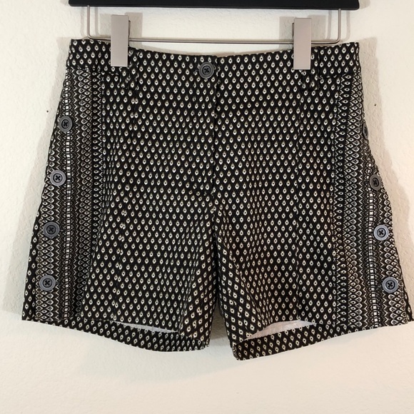 CLOSEOUT \Anthropologie\• Cartonnier Patterned Shorts - Picture 2 of 8